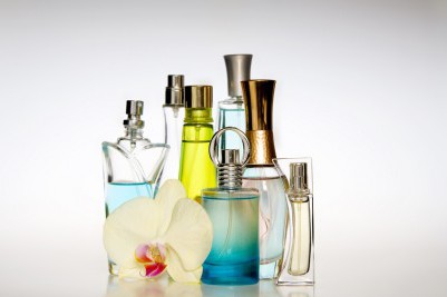 Verschiedene Flacons - verschiedene Düfte